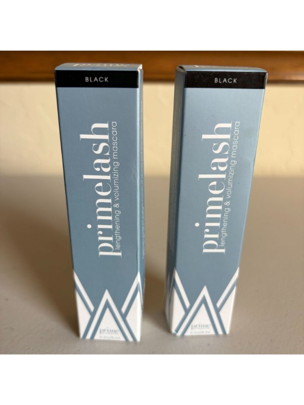 Set of 2 Primelash Lengthening Mascaras Expires April 2027 - Picture 2 of 4